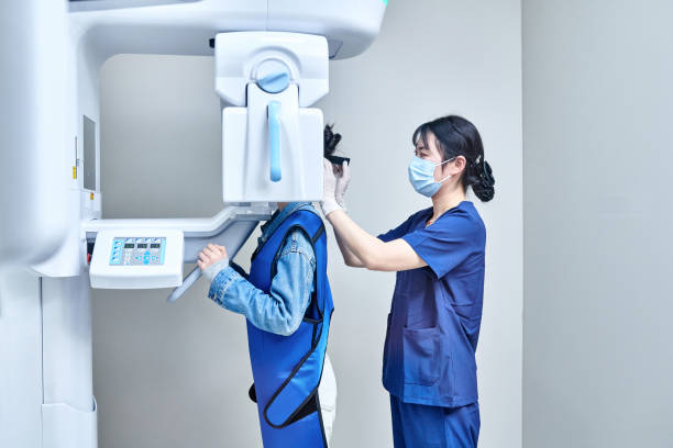 Best Emergency Broken Tooth Repair in Shady Hollow, TX